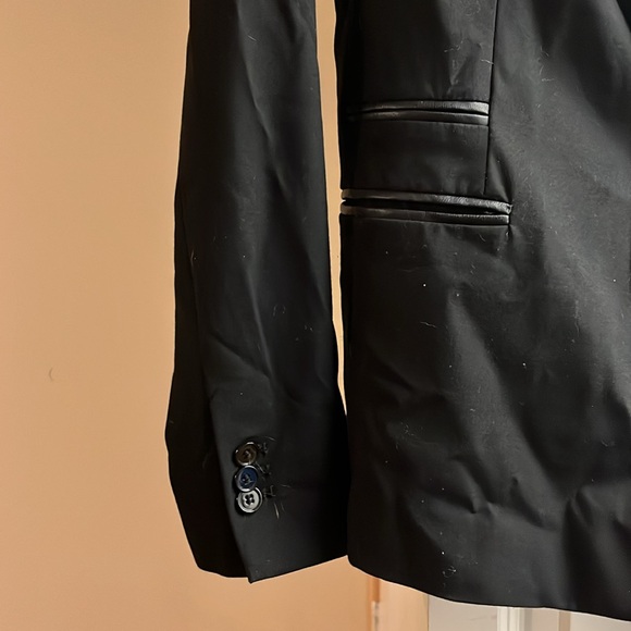 Black blazer with leather detail - Picture 2 of 6